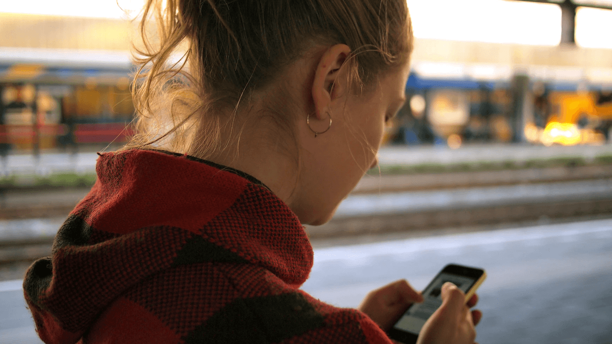 La Poste Mobile et Syma Mobile propose un forfait sans engagement pas cher